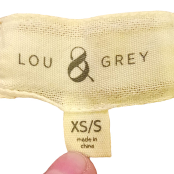 Lou & Grey round hem blush pink boucle sweater - Picture 2 of 4